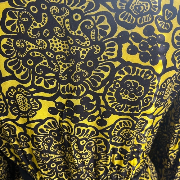 D.E.P.T Dress - Black and Yellow - Size L - Picture 3 of 6